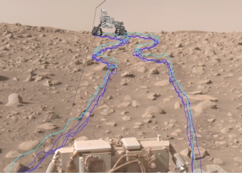 Esta imagem composta, adquirida em 29 de junho e anotada no JPL usando software de visualização, mostra o caminho do Perseverance através de uma densa seção de pedras. A linha azul clara indica o curso do centro dos cubos das rodas dianteiras, enquanto as linhas azuis mais escuras mostram os caminhos das seis rodas do rover. Crédito: NASA/JPL-Caltech