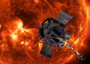 Dados da Parker Solar Probe permitiram detectar uma inversão no sentido preferencial de rotação das flutuações magnéticas dentro da turbulência do vento solar. (Crédito: NASA/Johns Hopkins APL/Steve Gribben.)